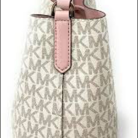 MICHAEL MICHAEL KORS Suri Small Logo Crossbody Bag - Picture 5 of 12